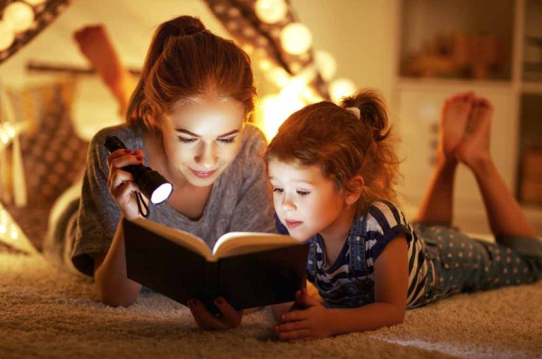 parents reading to their children